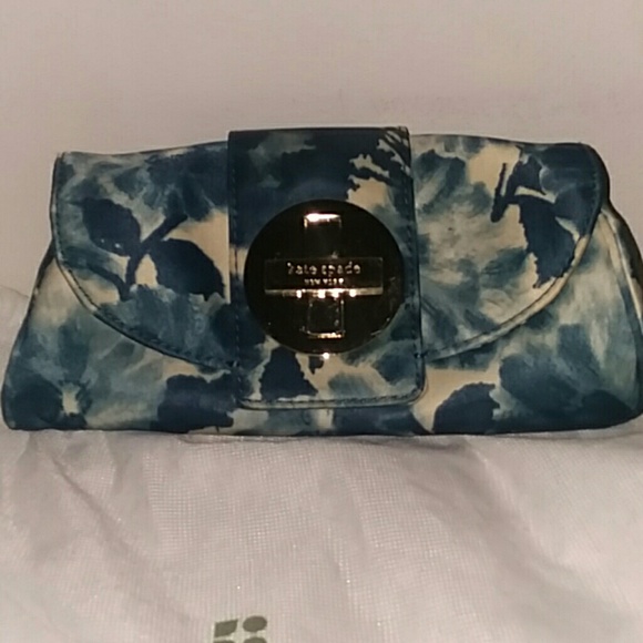 kate spade Handbags - Kate Spade Water Color Clutch